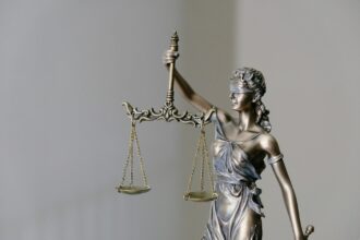 Wat ondernemers moeten weten over hun rechten als zij in aanraking komen met justitie