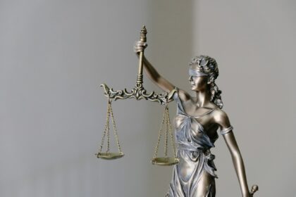 Wat ondernemers moeten weten over hun rechten als zij in aanraking komen met justitie