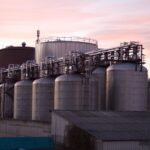 Waarom IBC afvullen uitbesteden de slimste keuze is voor groeiende industriële bedrijven