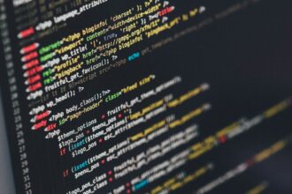 Waarom afhankelijkheid van één softwarepartij risico’s geeft