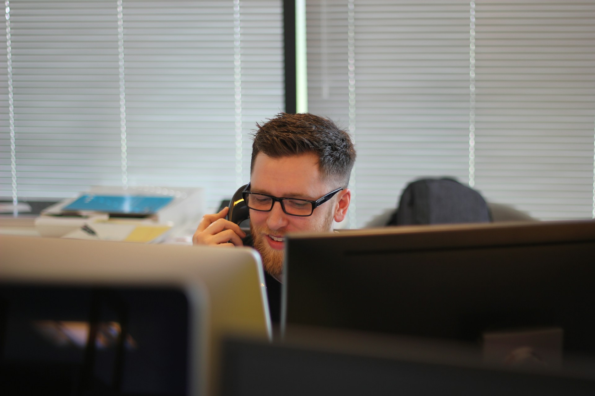 Koud bellen of online opvolgen wat werkt beter voor jouw bedrijf